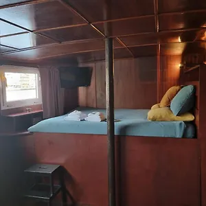 Botel La Du Capitaine, Liege